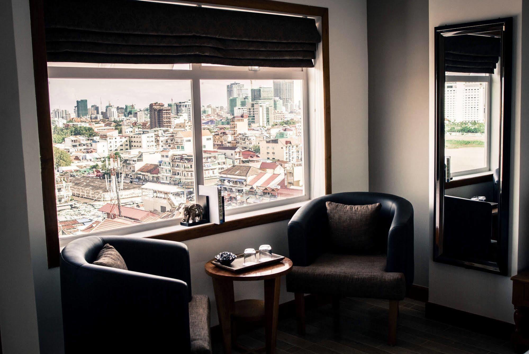 Point Boutique Hotel Phnom Penh Ngoại thất bức ảnh