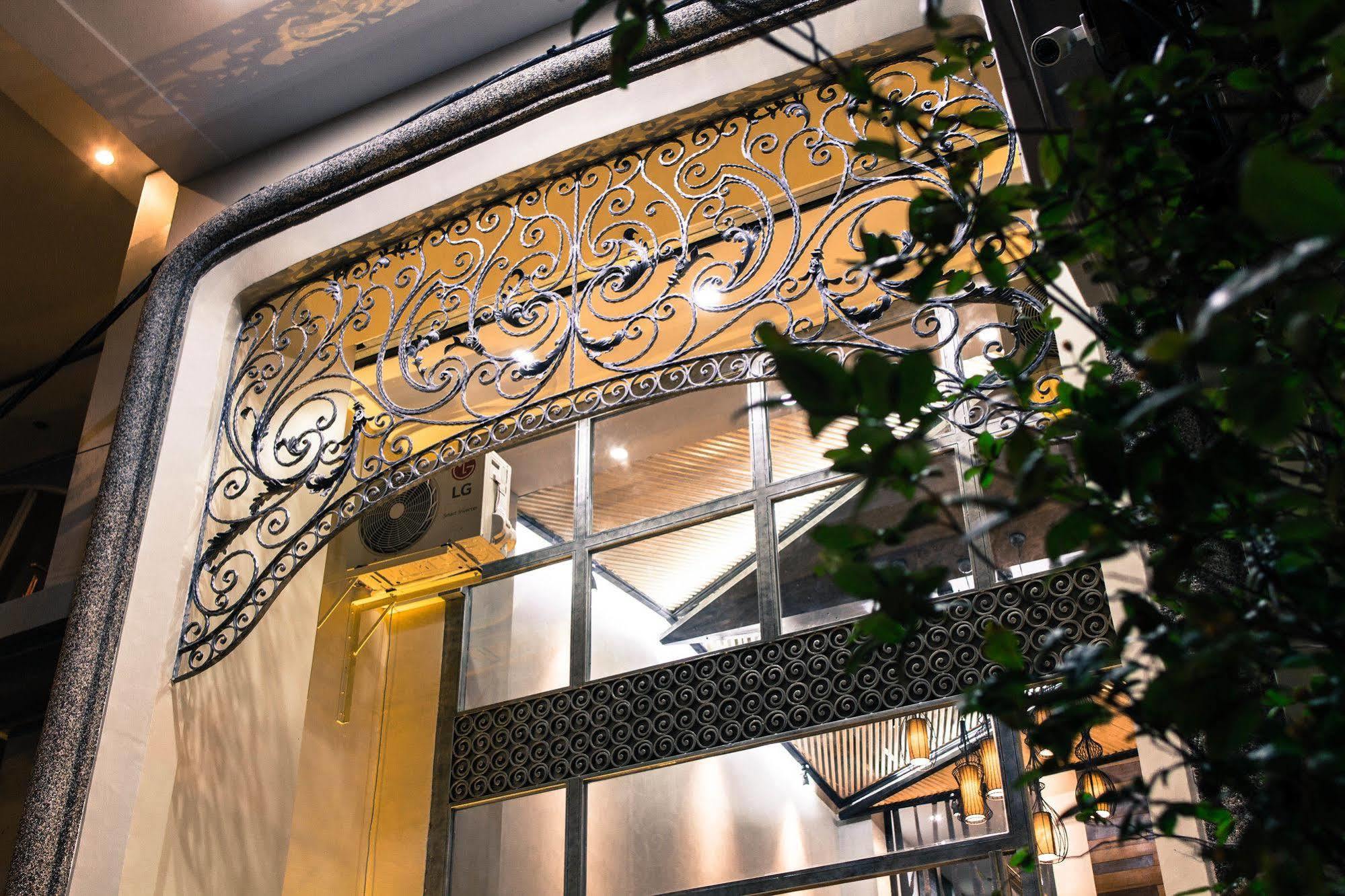 Point Boutique Hotel Phnom Penh Ngoại thất bức ảnh